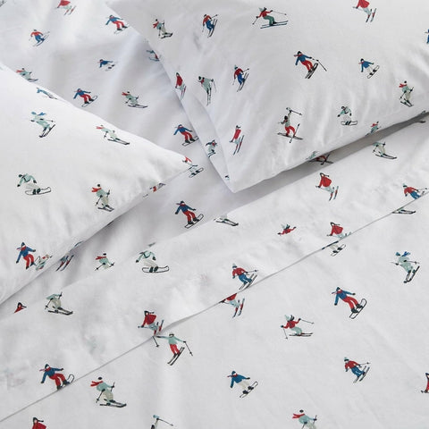 Eddie Bauer detail of fitted sheet elastic for secure, wrinkle-resistant fit