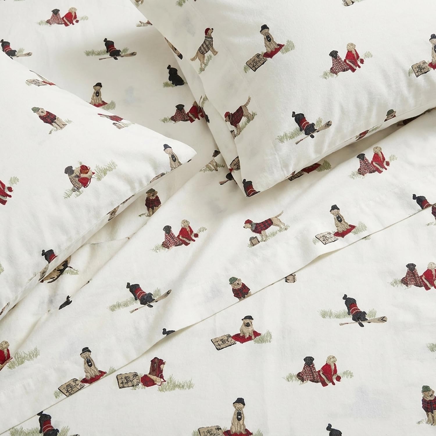 Eddie Bauer fitted sheet elastic detail demonstrating secure, wrinkle-free fit