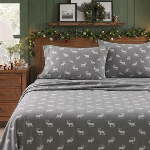 Eddie Bauer fitted sheet elastic detail demonstrating secure fit and wrinkle resistance