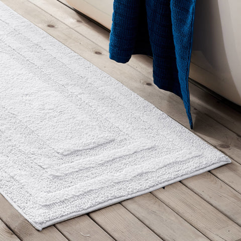 Eddie Bauer backing detail showing non-skid underside for secure bathroom placement