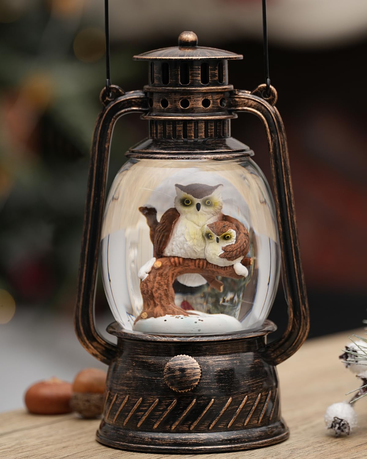 EDDORUNNING packaged snow globe boxed ready as a holiday gift