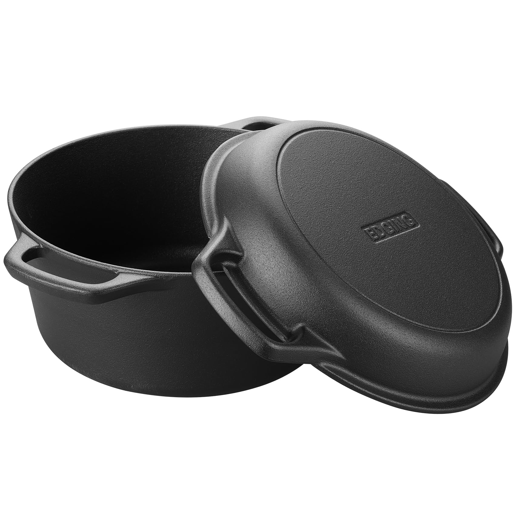 EDGING CASTING skillet lid detail highlighting tight fit and multiuse benefit