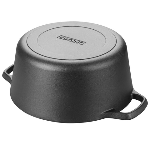EDGING CASTING skillet on stovetop searing steak for superior heat retention