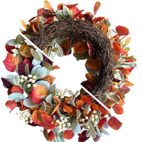 egolot eucalyptus and white berries detail adding seasonal contrast