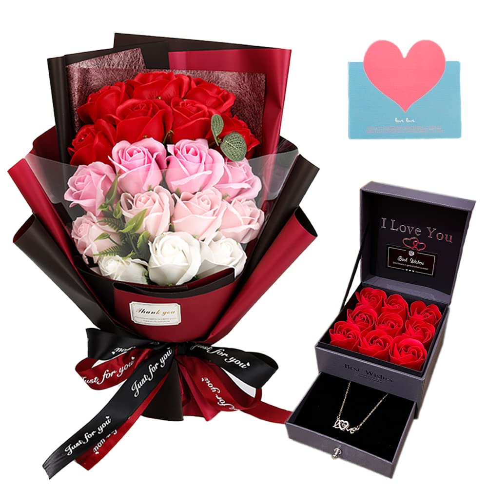 EIGHTOWN front box display showing gift-ready presentation and elegance