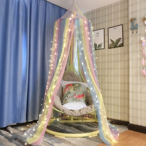 Eimilaly LED curtain and remote control close-up, allows easy mood lighting
