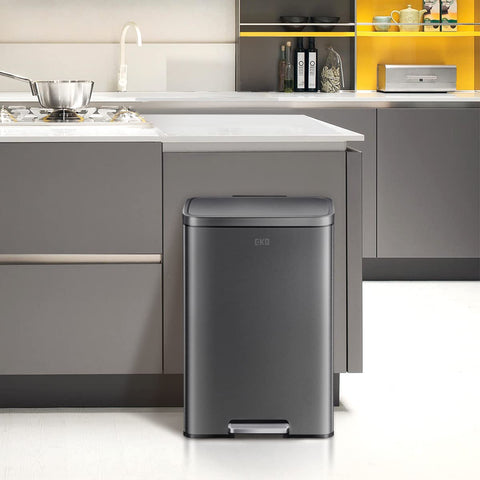 EKO Madison lid locked open demonstrating stay-open convenience during tasks