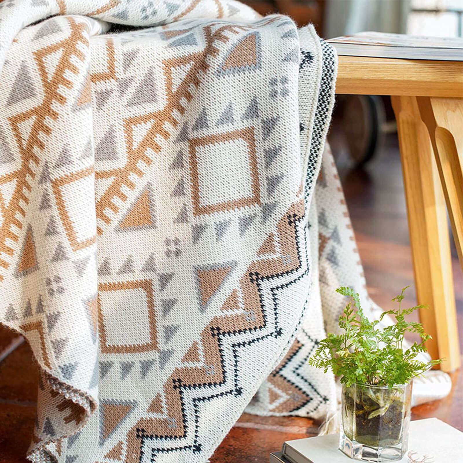 ELASAD close-up knit texture highlighting softness and weave