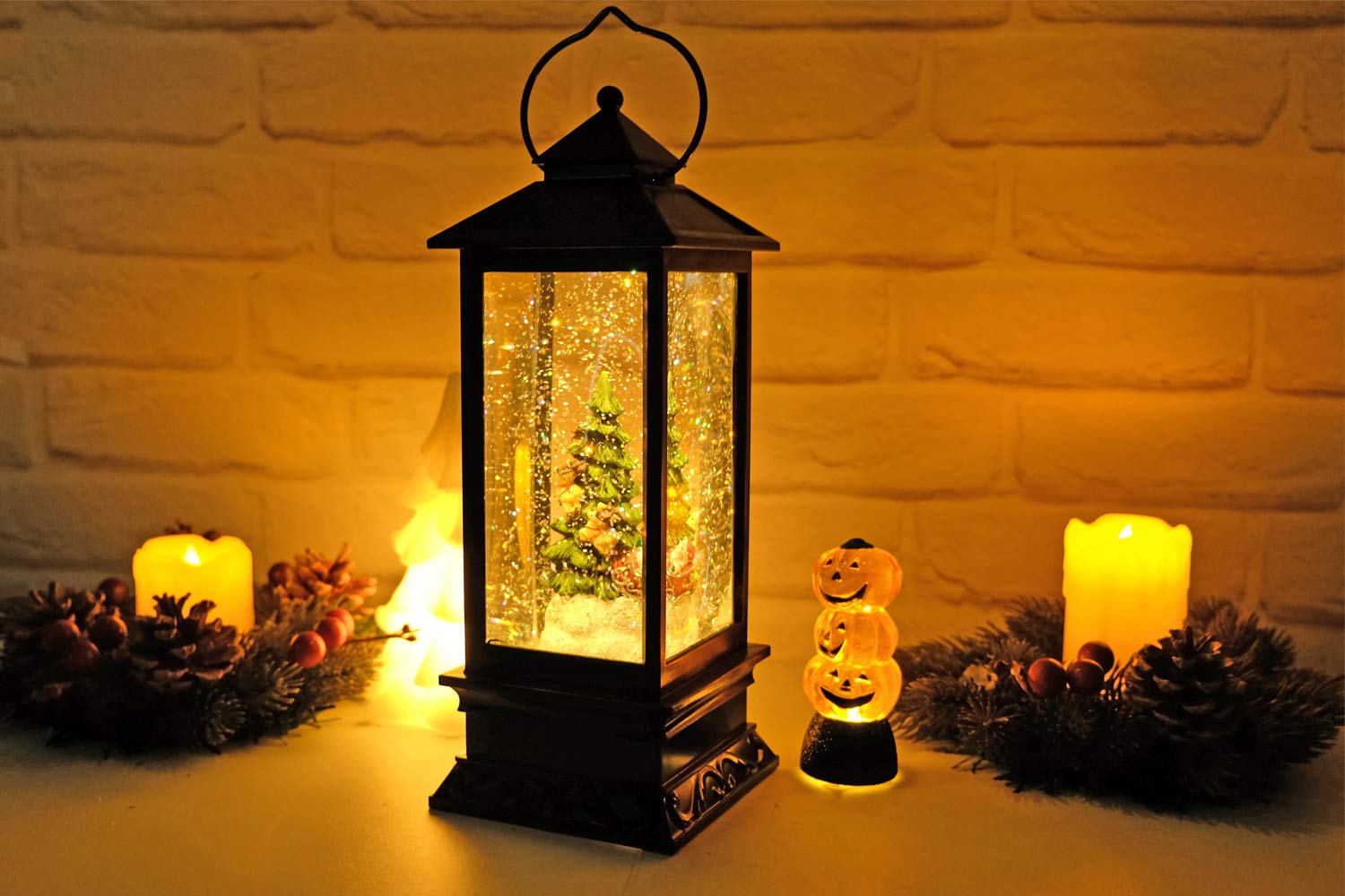 Eldnacele product label listing eight Christmas songs showing clear music features benefit