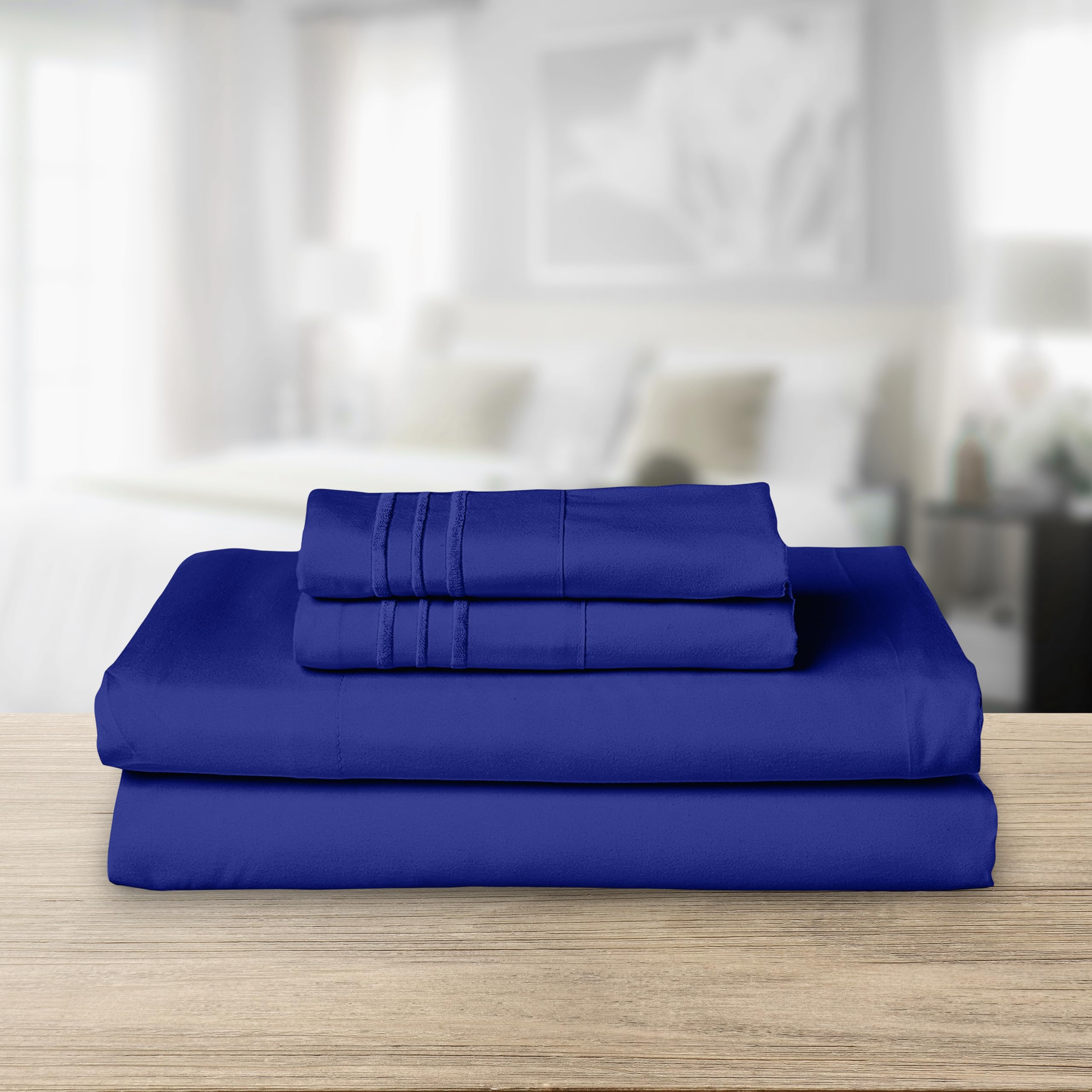 Elegant Comfort pillowcase three-line embroidery close-up highlighting refinement