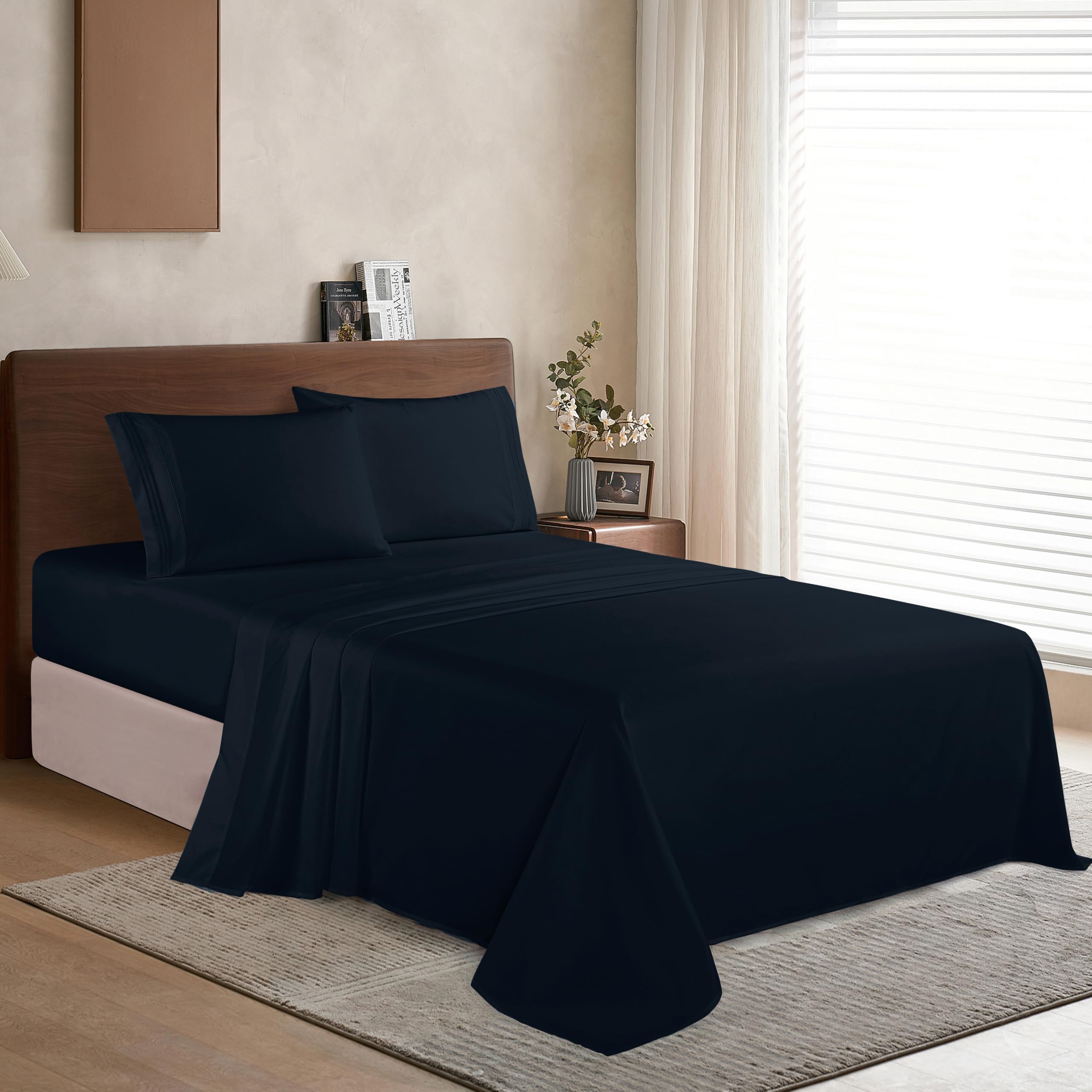 Elegant Comfort fitted sheet deep pocket close-up for secure mattress fit