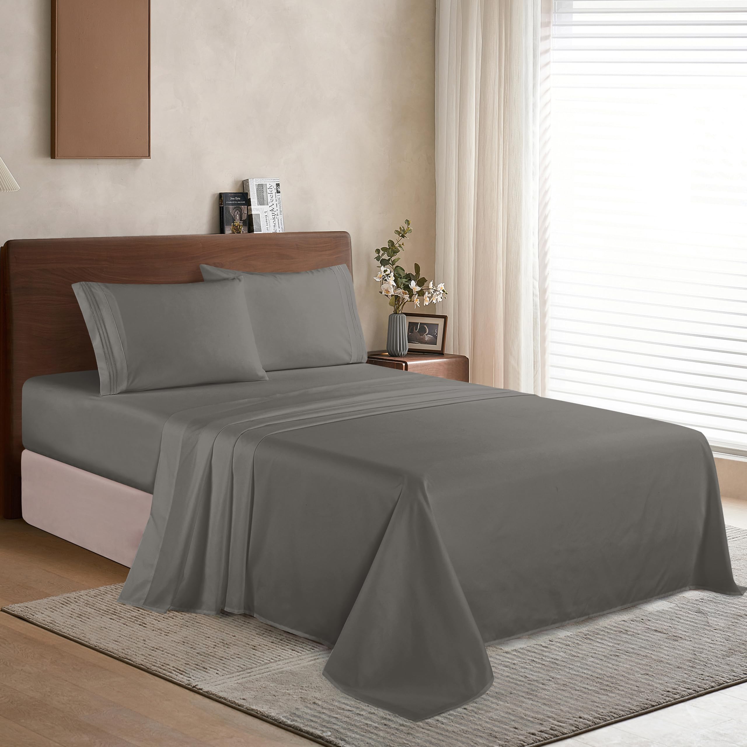 Elegant Comfort fitted sheet pocket detail demonstrating deep 16-inch fit benefit