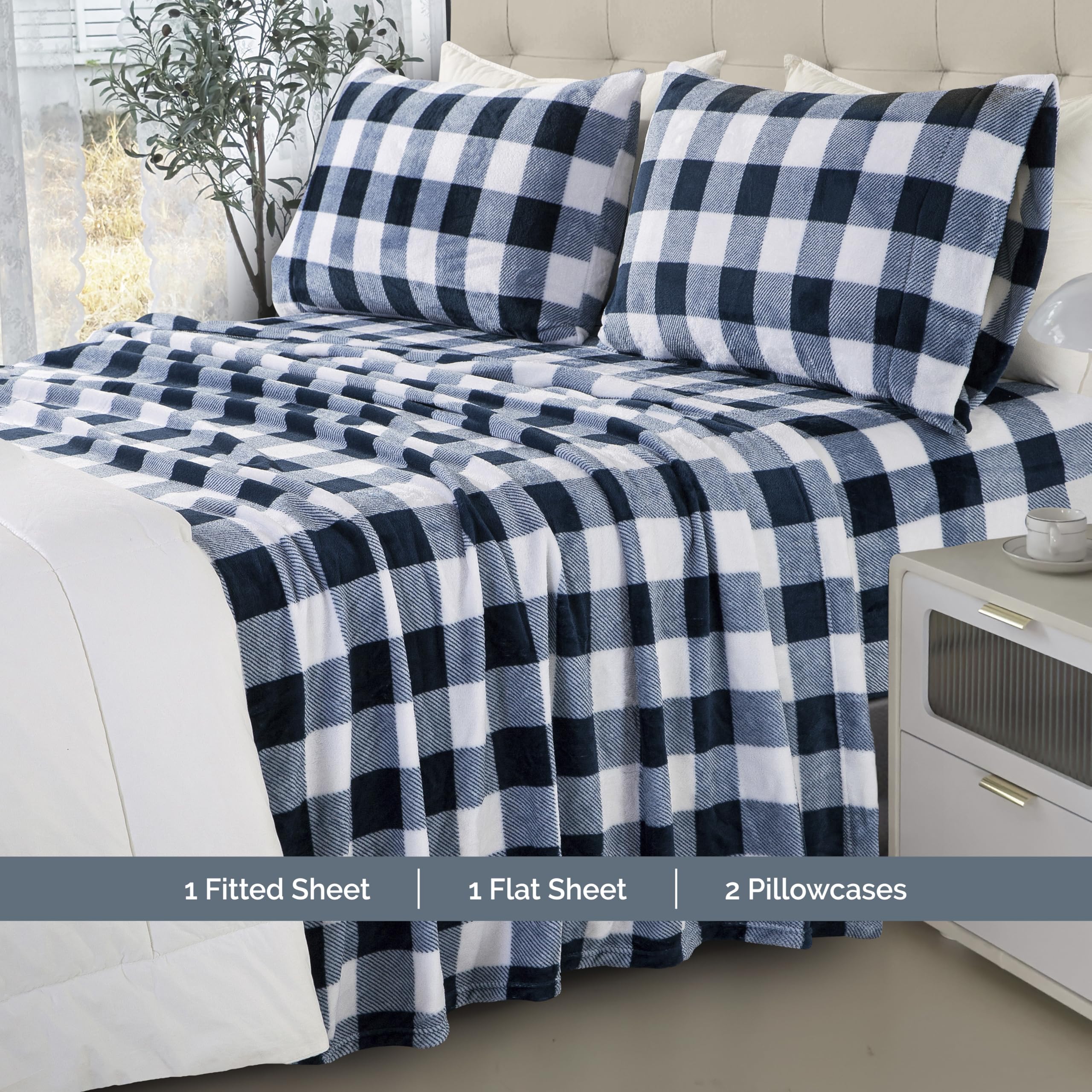 Elegant Comfort deep-pocket fitted sheet detail demonstrating secure fit