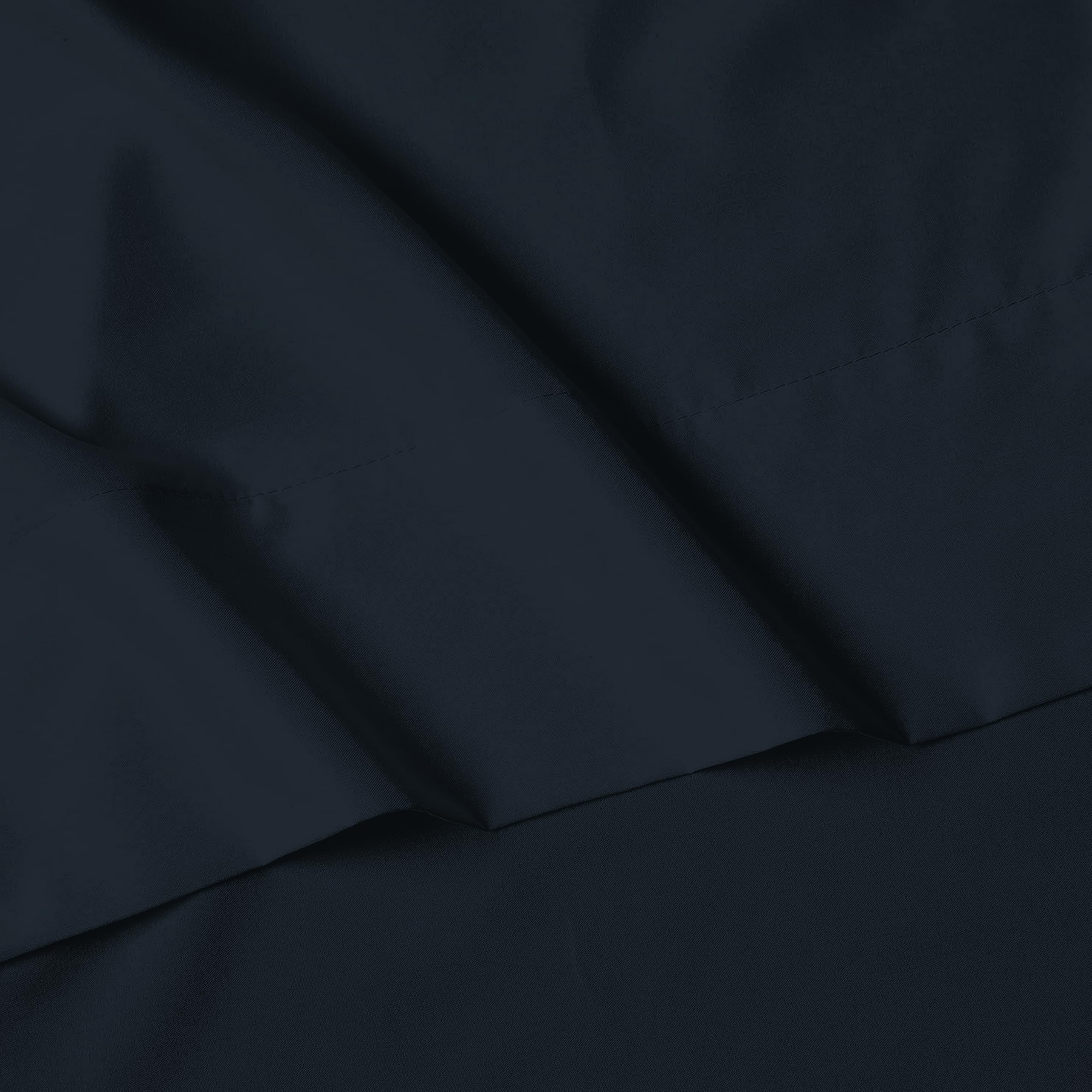 Elegant Comfort size comparison on queen mattress showing deep pocket fit