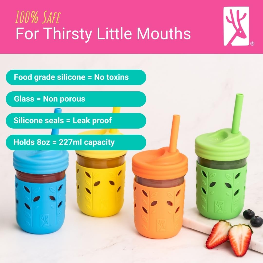 Elk and Friends straw with built-in stopper detail preventing straw loss