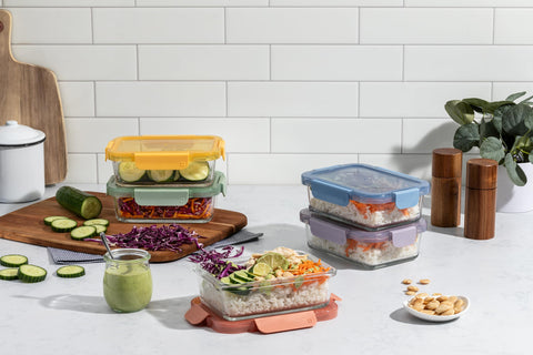 Ello close-up of BPA-free lid snaps showing secure airtight seal