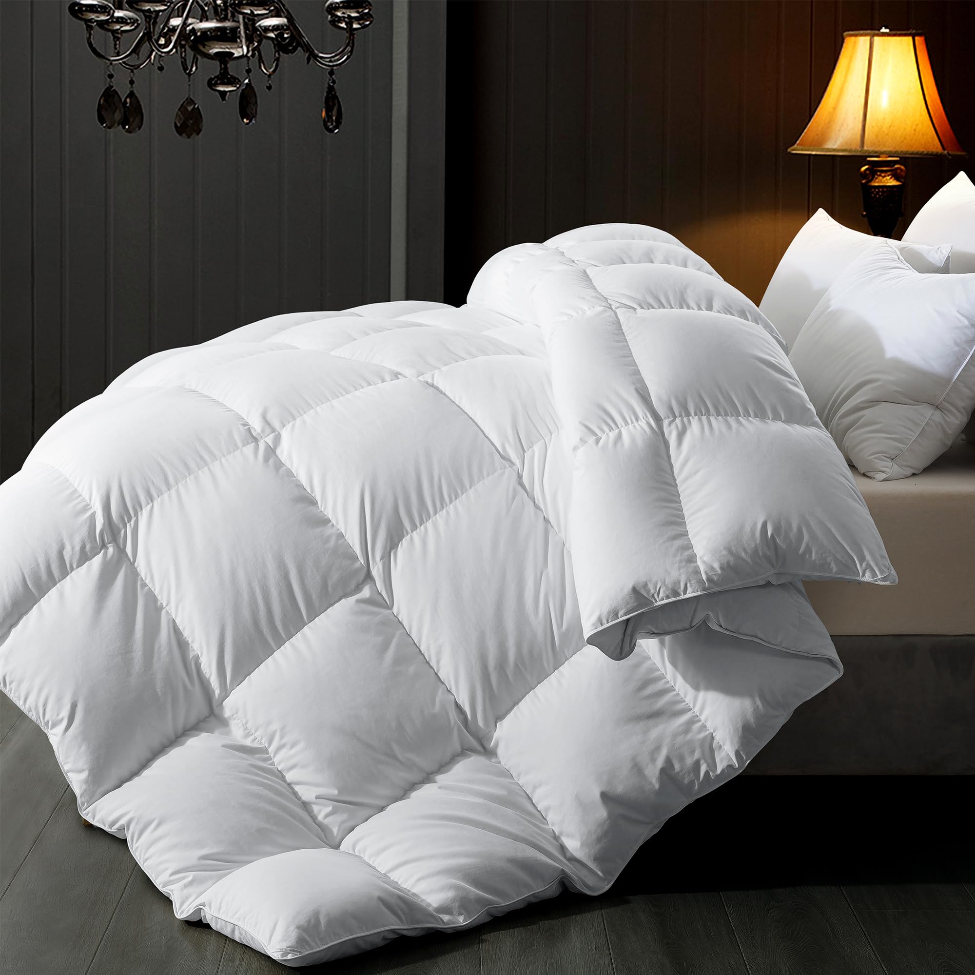 ELNIDO QUEEN front view of queen comforter shows plush look and elegant finish