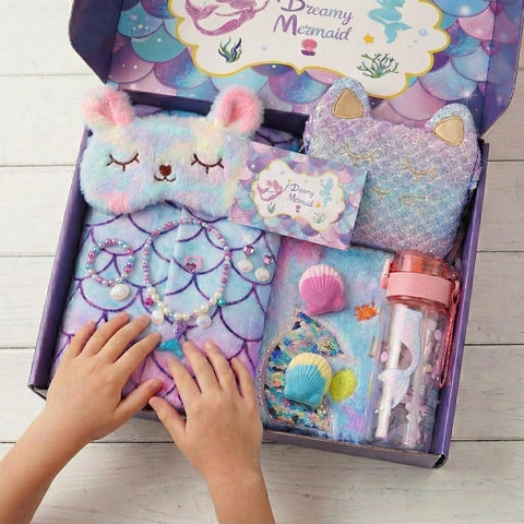 ELSEULAR mermaid crossbody purse held by a child showing size and style