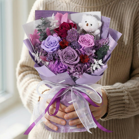 Emibele gift card inside box enabling personalized messages and thoughtful gifting