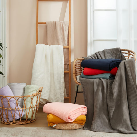 EMME used as stroller cover demonstrating gentle protection and breathable comfort