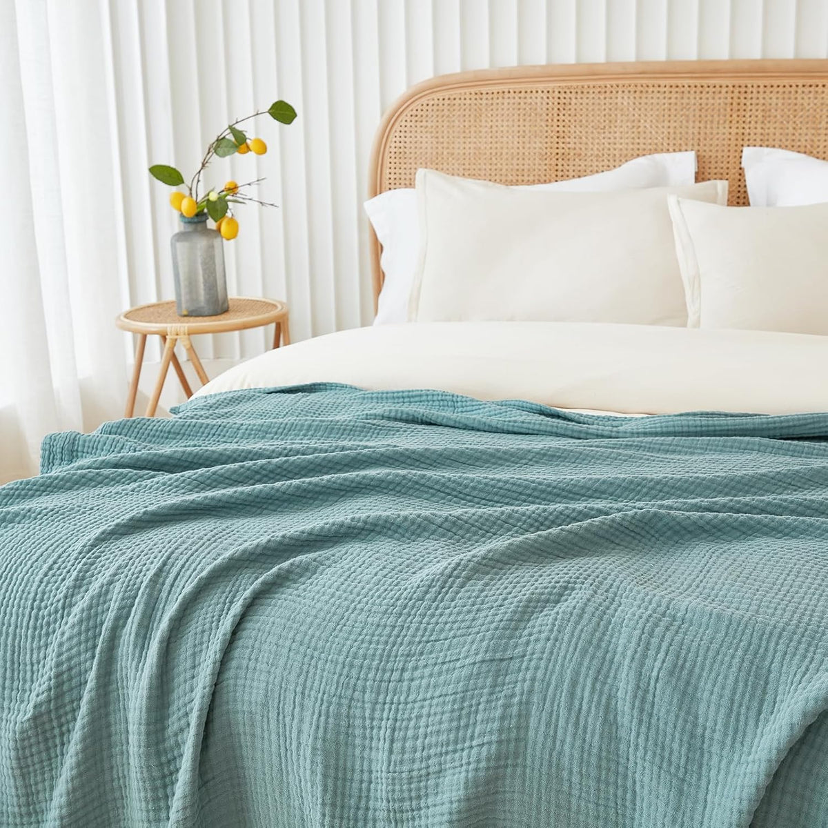 EMME queen blanket front view showing teal color and full coverage benefit