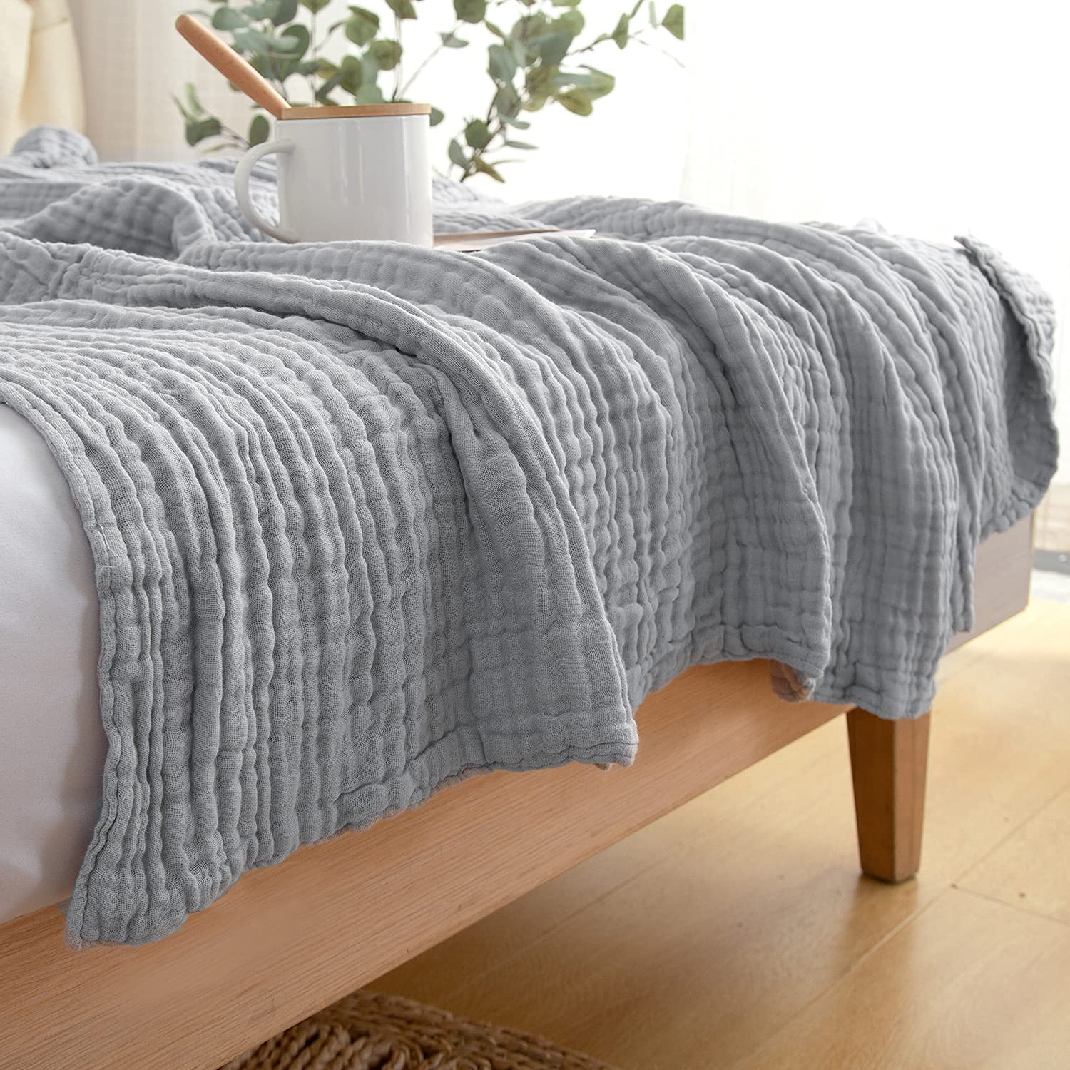 EMME washed blanket surface showing softened fibers and long-lasting comfort
