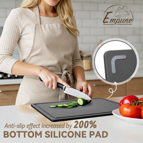 Empune extra-large board under roast demonstrating large cutting surface for carving