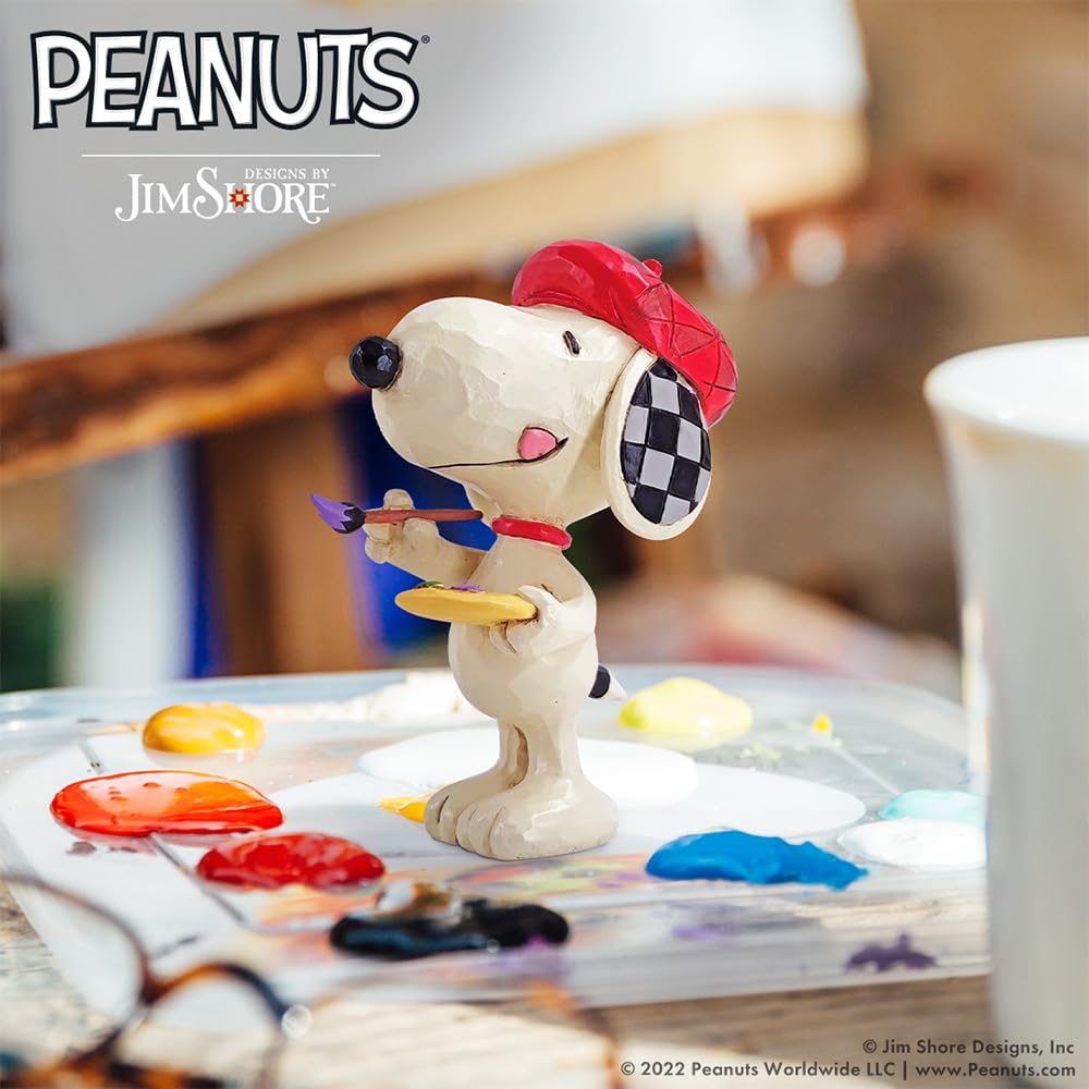 Enesco Jim Shore Snoopy side profile highlighting sculpted form and stability