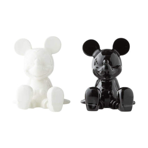 Enesco Mickey top view of shaker holes for controlled seasoning use