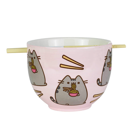 Enesco Pusheen bowl close-up of printed Pusheen graphic and notch benefit