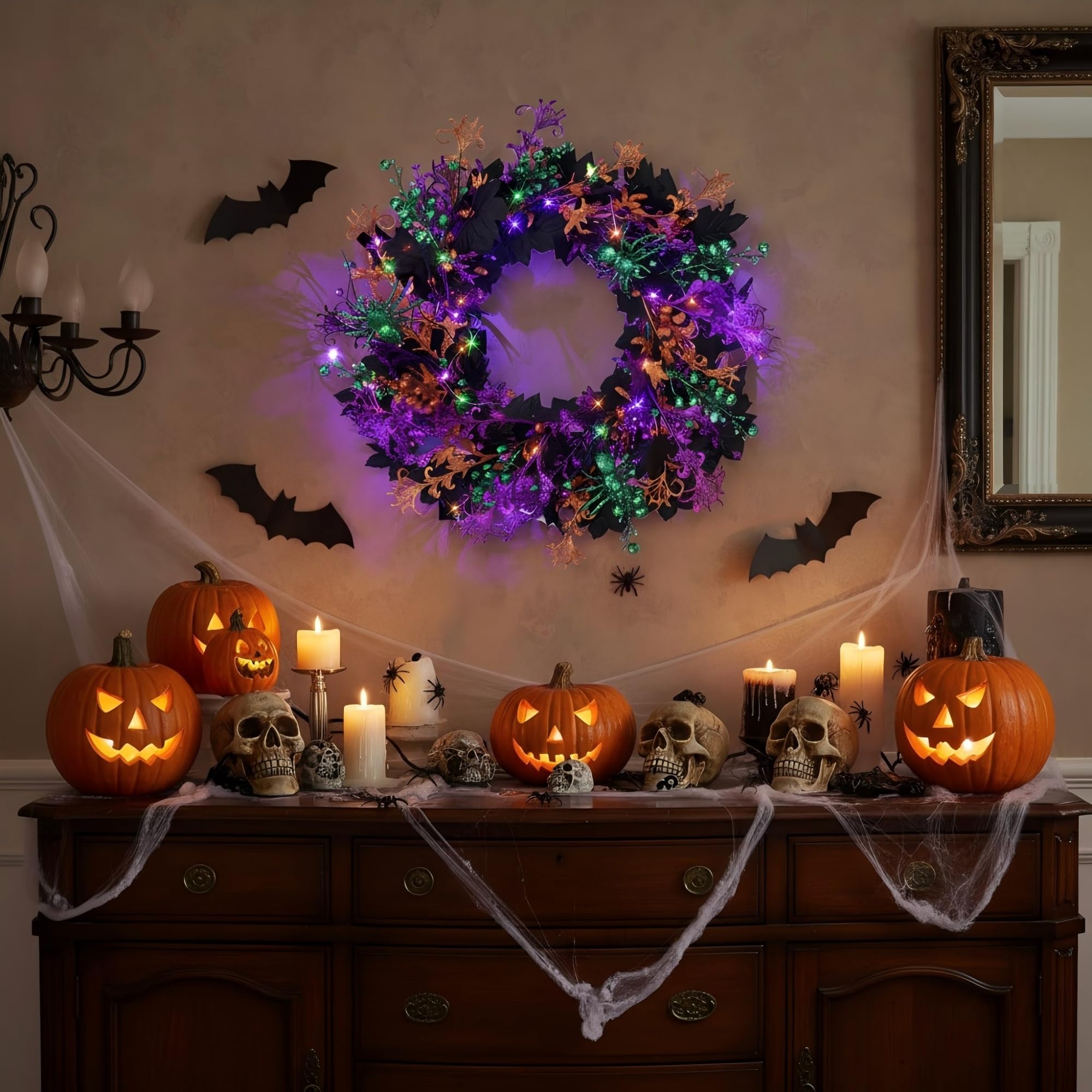 Enhon glitter spider detail gleams for festive Halloween sparkle