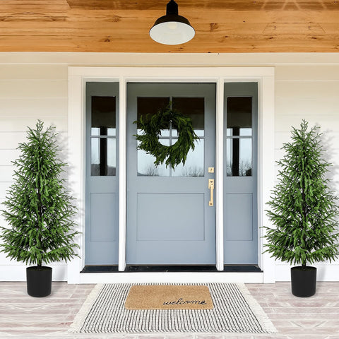 ENVEN black pot and base providing sturdy, modern support