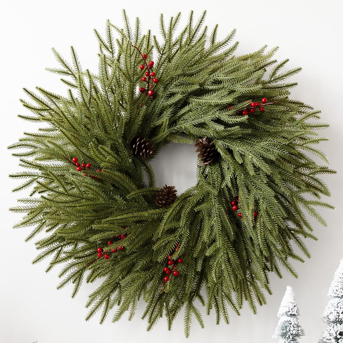 Eqanro front view wreath showing full 24-inch look and curb appeal