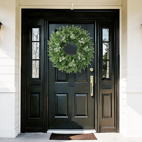 Eqanro wreath size comparison on door demonstrating ideal scale