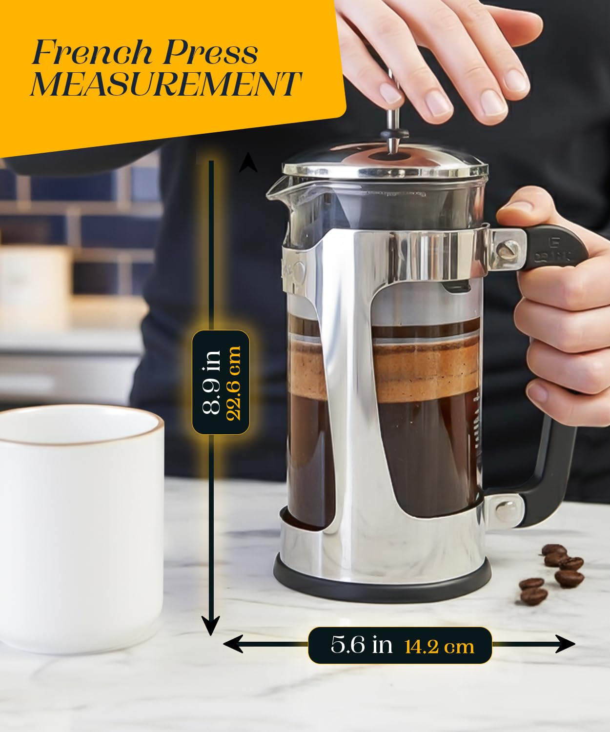 ESPRO P5 borosilicate carafe and twist-lock latch showing secure pour benefit: spill prevention