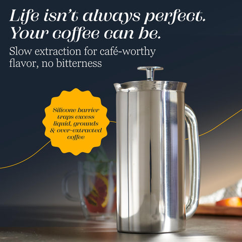 ESPRO P7 next to mug showing size comparison benefit: compact 32oz yield