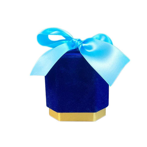 Etchpress gift card and ribbon detail showing ready-to-gift convenience
