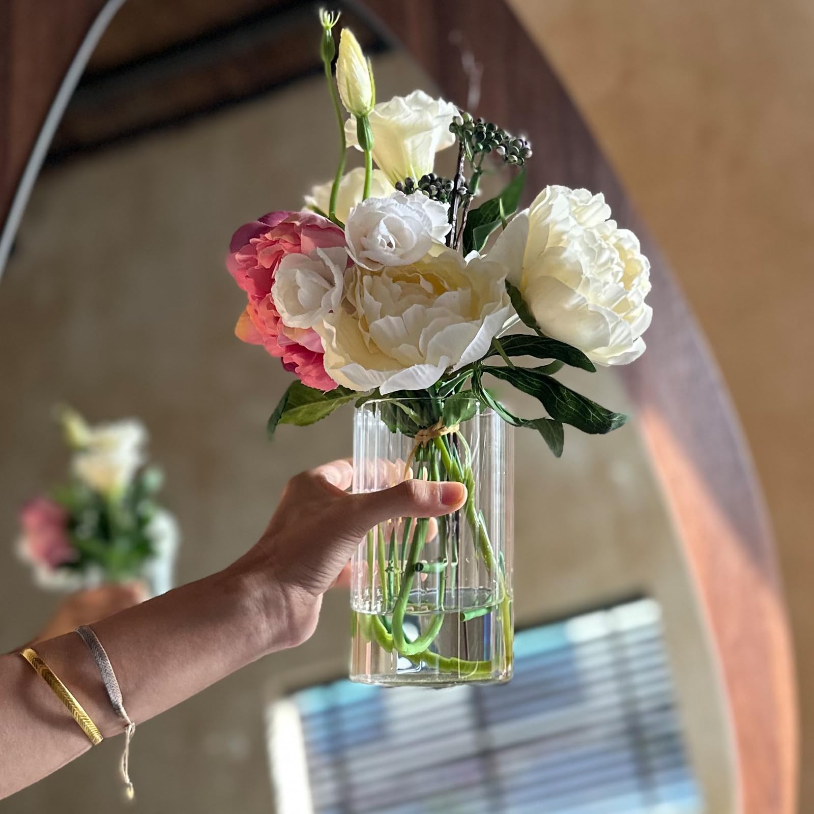Etolies packaging with double-layer foam protecting vases during shipping