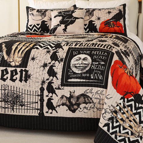 EVENHUG two pillow shams displayed with quilt offering coordinated seasonal styling