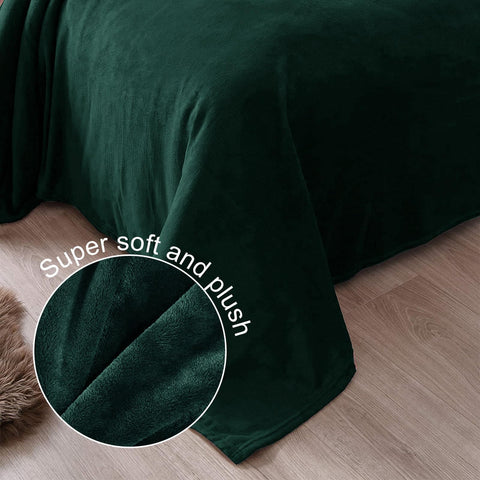 Exclusivo Mezcla blanket draped in living room showing decor match and everyday comfort