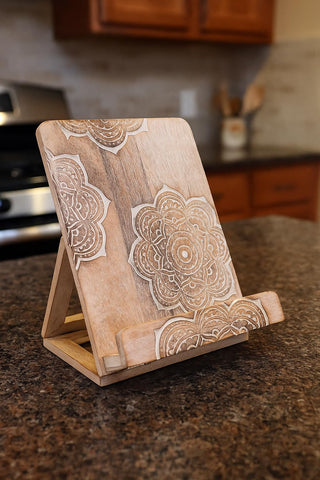 Eximious India mandala stand next to ruler showing compact size
