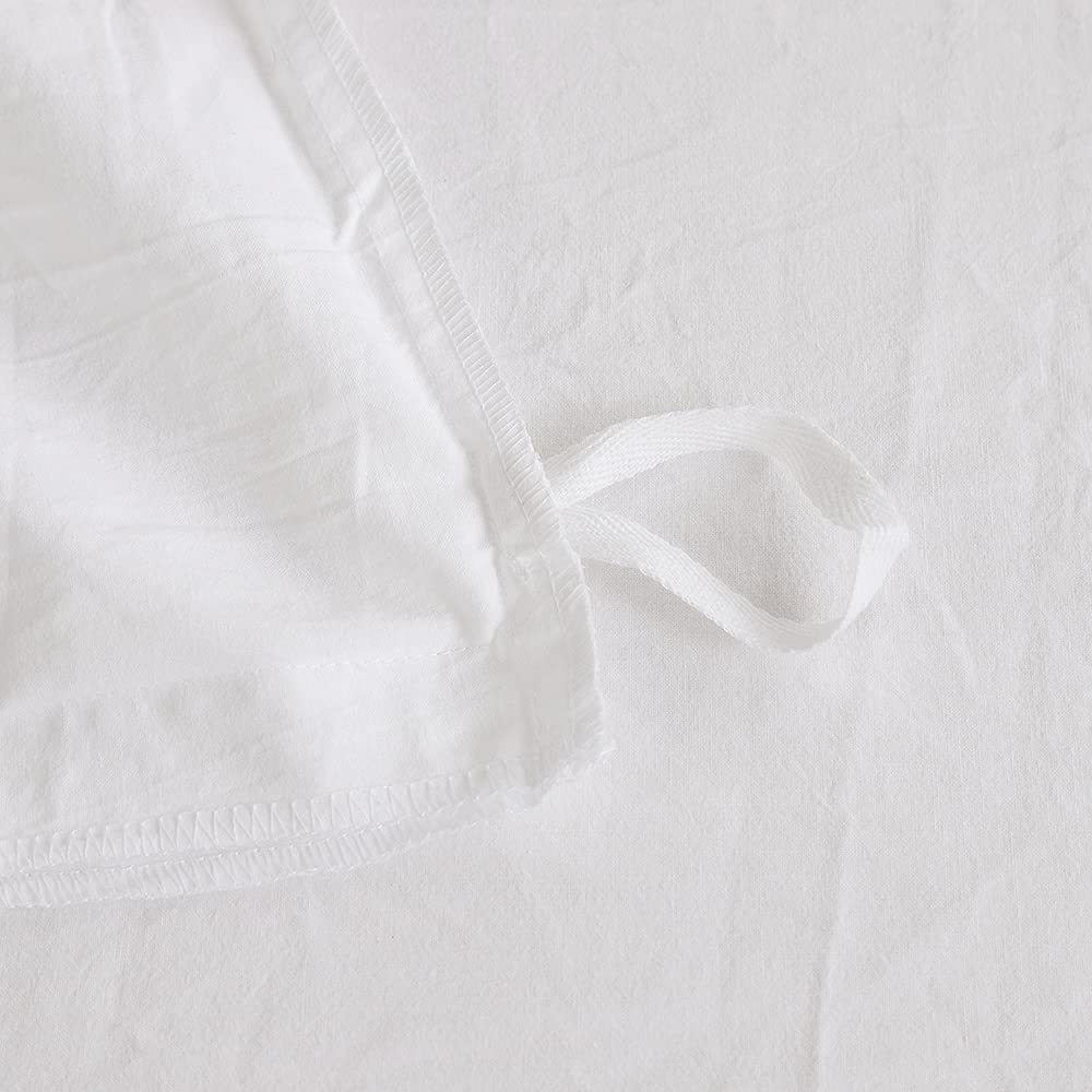 FACE TWO FACE duvet cover on queen bed showing accurate scale and fit