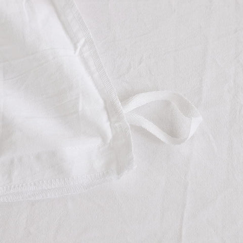 FACE TWO FACE duvet cover on queen bed showing accurate scale and fit