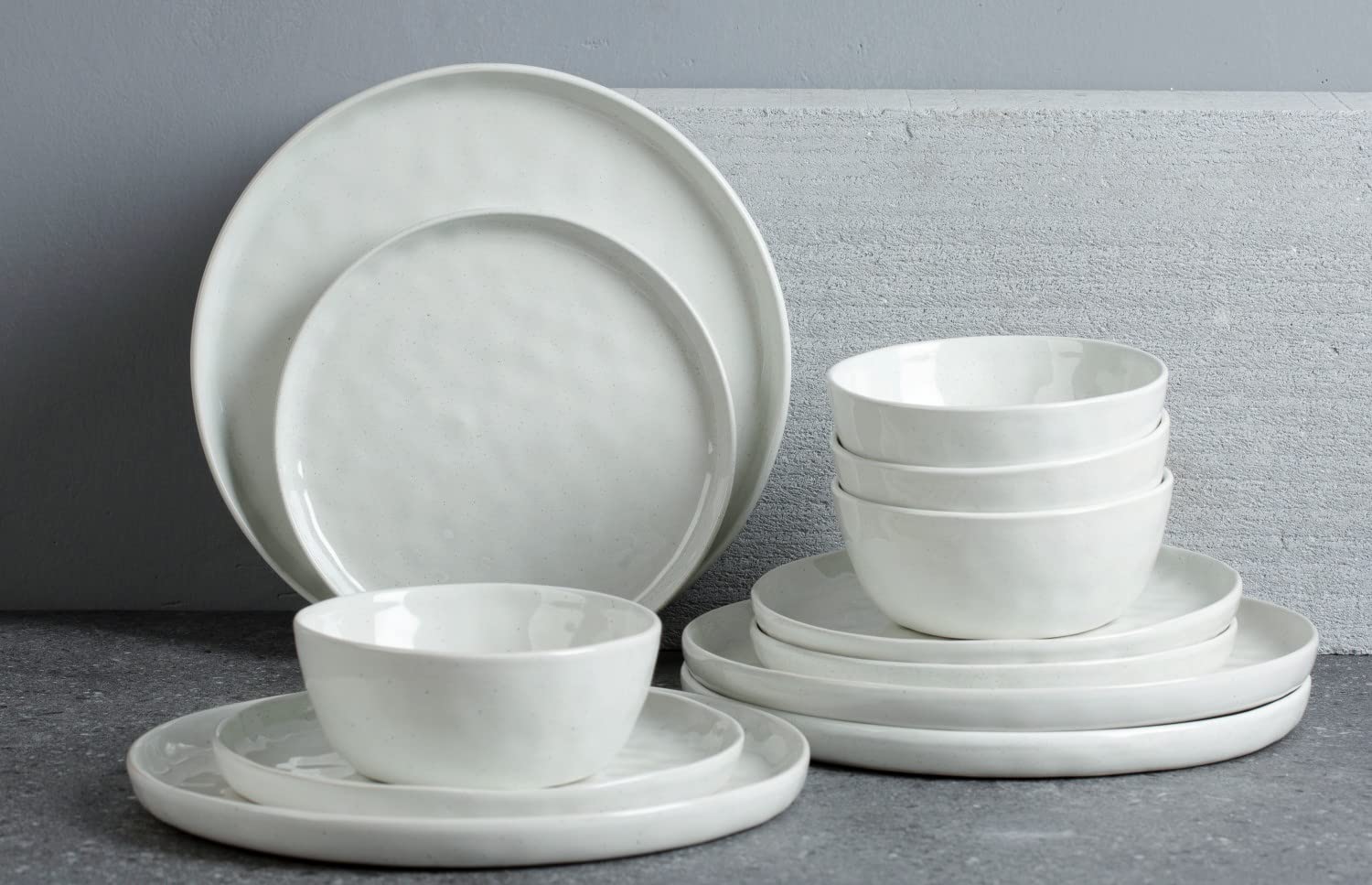 famiware table setting with food showing everyday use and photo-ready presentation benefit