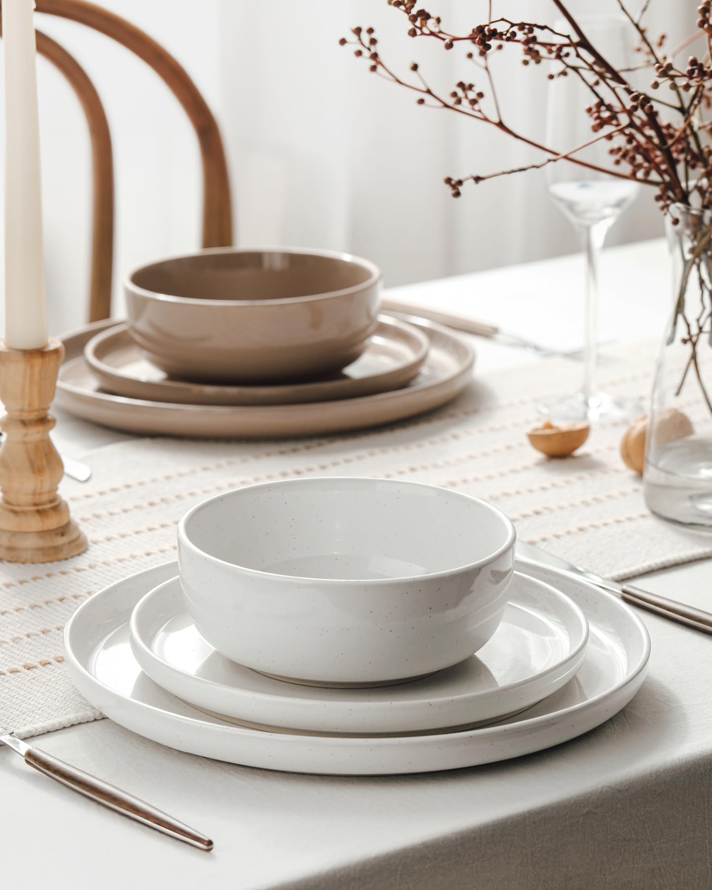 famiware dinner plate detail showing rim and smooth surface for easy serving