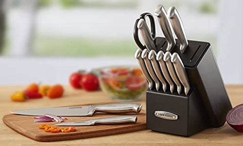 Farberware chef cutting vegetables on board showing clean, efficient prep