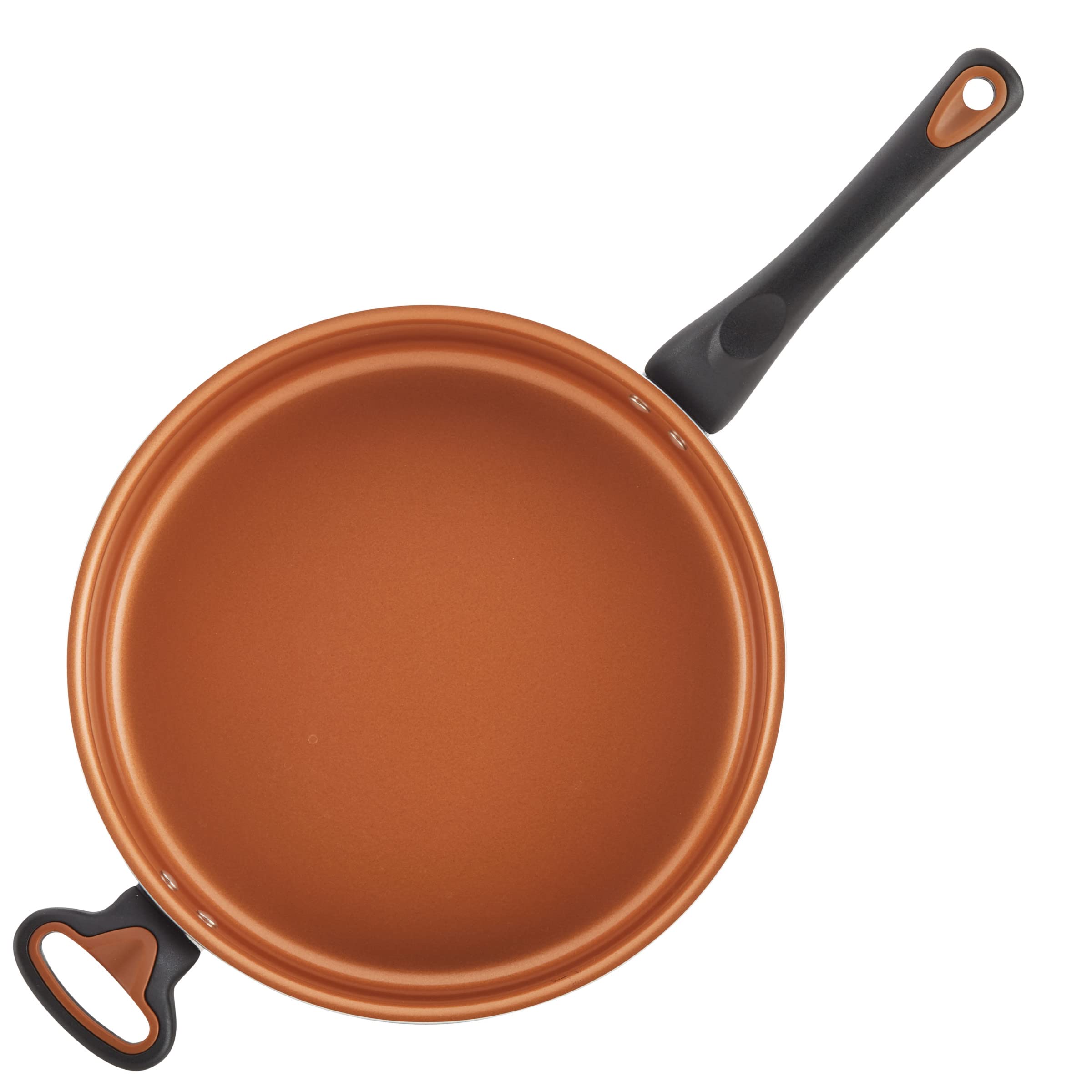 Farberware Glide next to measuring cup to show 4‑quart scale