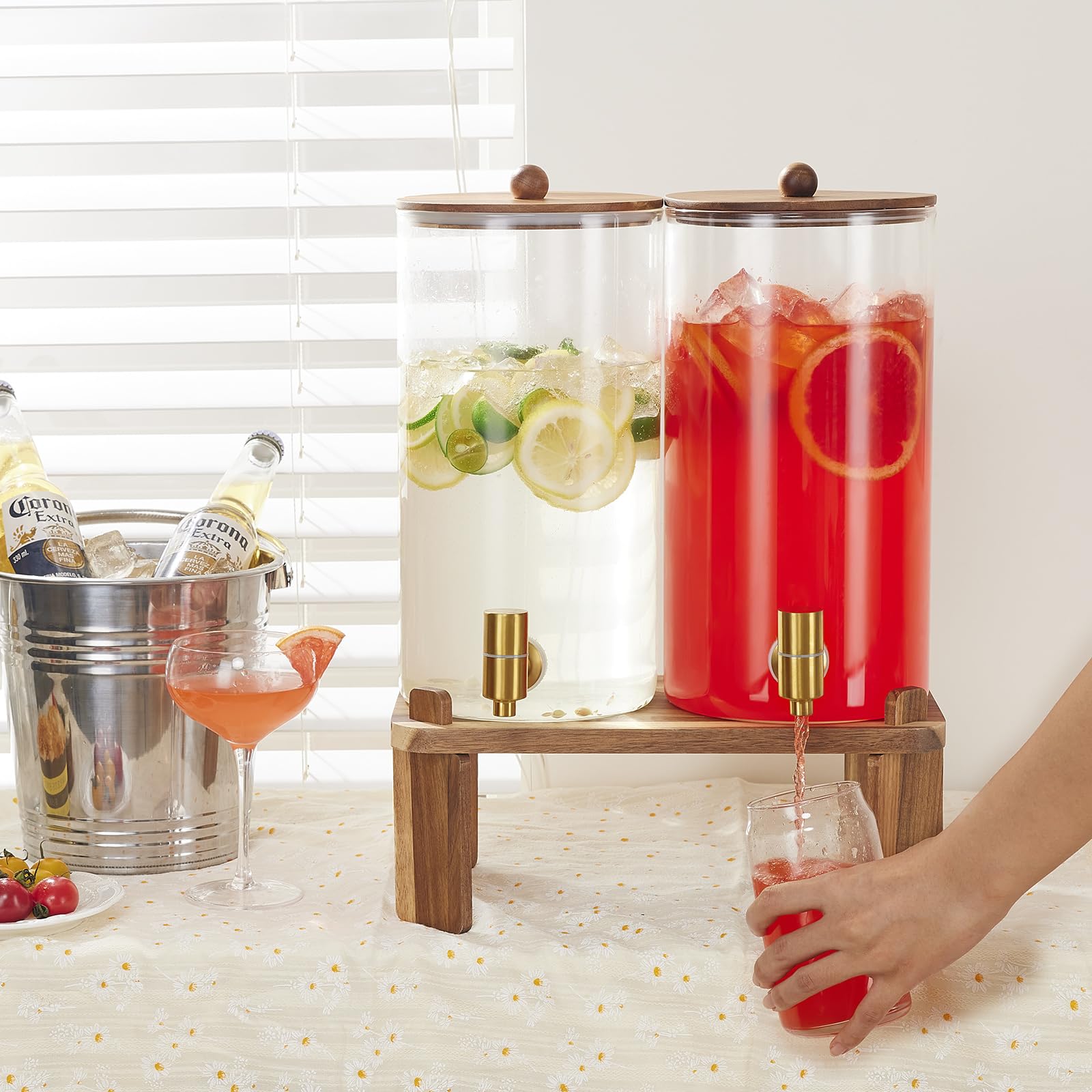 FavorFlavor wide mouth filled with ice and fruit for easy filling and infusion