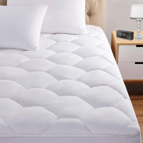 Favorland front view of twin mattress pad packaging showing fitted design benefit