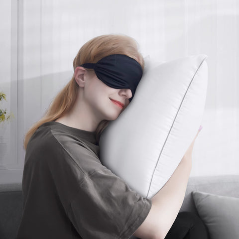 FAVRIQ on bedhead showing coordinated bedroom styling and comfortable support